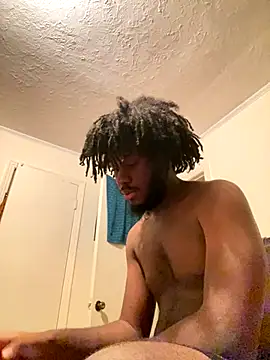 Snapshot of ThickDic28 chatting on 09-19-25, 03:30 ThickDic28 online show from 09-19-25, 03:30