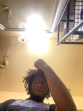 Snapshot of ThickDic28 chatting on 10-10-25, 12:31 ThickDic28 online show from 10-10-25, 12:31