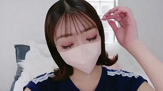 Snapshot of Rina_72 chatting on 12-02-25, 04:07 Rina 72 online show from 12-02-25, 04:07