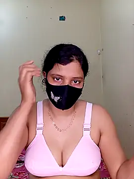 Rose-luckey online show from 12-20-25, 03:57