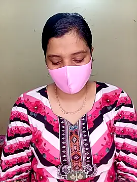 Rose-luckey online show from 01-11-26, 12:32