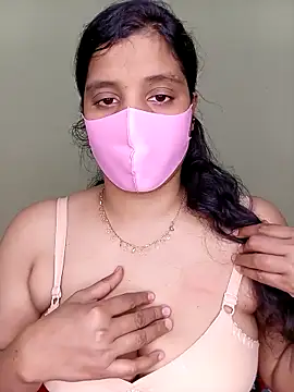 Rose-luckey online show from 03-11-26, 06:25