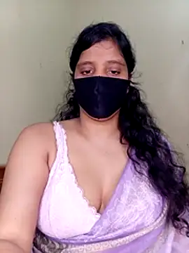 Rose-luckey online show from 04-19-26, 06:10