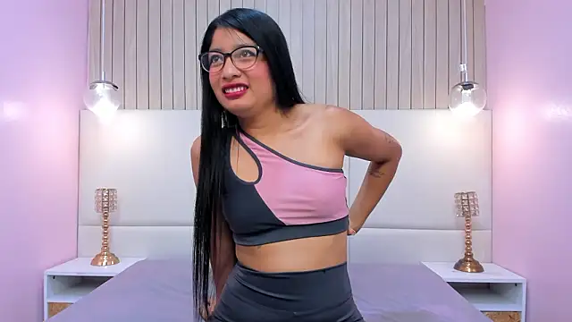 MelanyWayne  online show from 03-25-26, 06:58