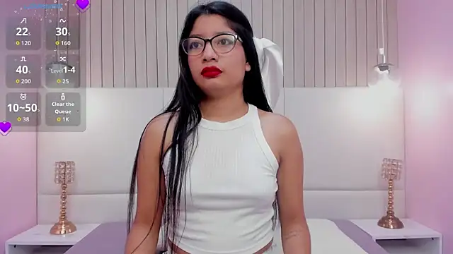 Snapshot of MelanyWayne_ chatting on 06-05-26, 12:00 MelanyWayne online show from 06-05-26, 12:00