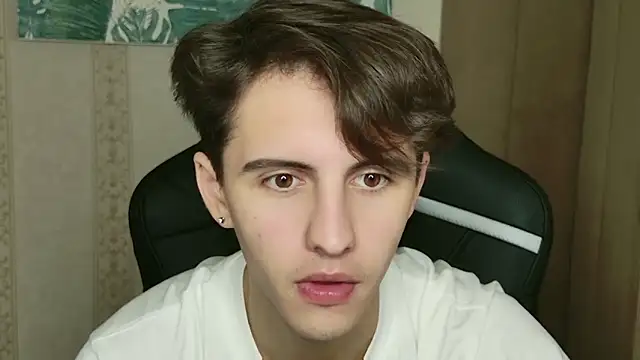 Snapshot of Jefrey_Carter chatting on 10-08-25, 08:39 Jefrey Carter online show from 10-08-25, 08:39