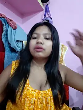 Snapshot of Redchery chatting on 04-29-26, 06:36 Redchery online show from 04-29-26, 06:36