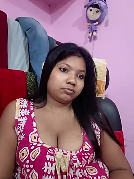 Snapshot of Redchery chatting on 05-24-26, 06:24 Redchery online show from 05-24-26, 06:24