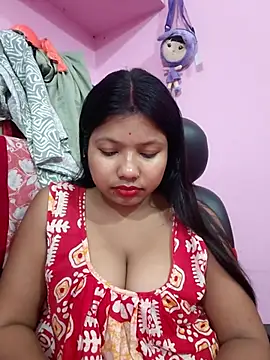 Snapshot of Redchery chatting on 05-29-26, 05:55 Redchery online show from 05-29-26, 05:55