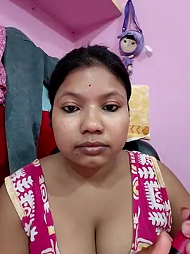 Snapshot of Redchery chatting on 05-31-26, 05:09 Redchery online show from 05-31-26, 05:09