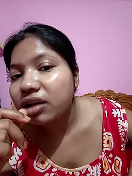 Snapshot of Redchery chatting on 07-11-26, 06:10 Redchery online show from 07-11-26, 06:10