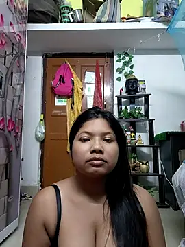 Snapshot of Redchery chatting on 08-03-26, 05:27 Redchery online show from 08-03-26, 05:27
