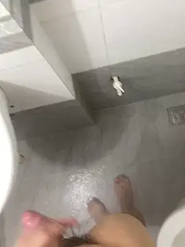 Snapshot of anhye8 chatting on 03-10-26, 04:12 anhye8 online show from 03-10-26, 04:12