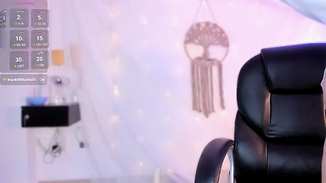 Snapshot of salma_isawwii chatting on 11-28-25, 03:47 salma isawwii online show from 11-28-25, 03:47