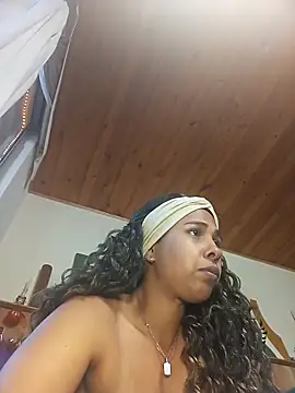 IVONNE COLLINS33 online show from 12-20-25, 10:39