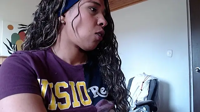 IVONNE COLLINS33 online show from 03-09-26, 02:54