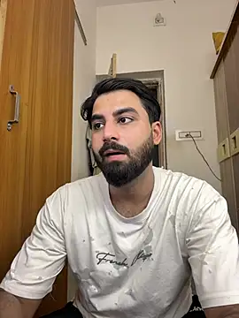 hottestboy03 online show from 08-03-26, 07:07