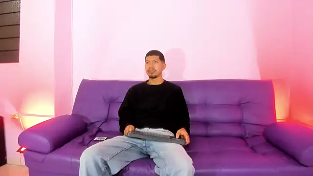 AxelAndJeremy online show from 09-22-25, 04:14