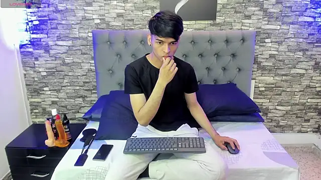 OnlyJos online show from 09-25-25, 08:23