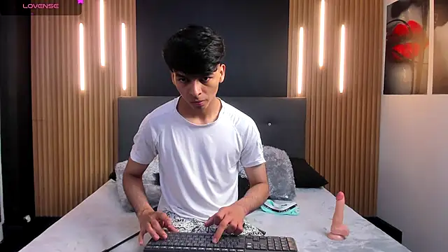 OnlyJos online show from 10-13-25, 06:19