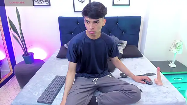 OnlyJos online show from 10-16-25, 08:10