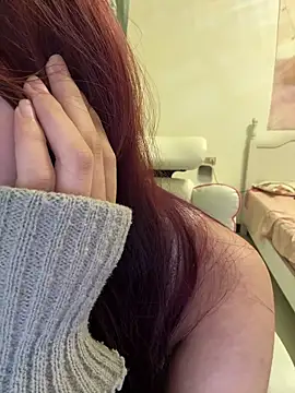 Snapshot of mimi9420 chatting on 10-15-25, 02:28 mimi9420 online show from 10-15-25, 02:28