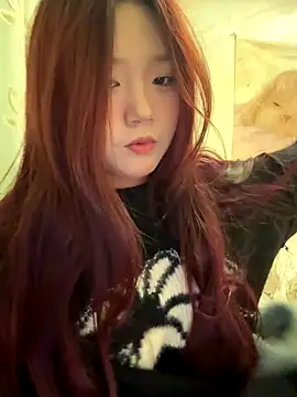 Snapshot of mimi9420 chatting on 10-27-25, 04:22 mimi9420 online show from 10-27-25, 04:22