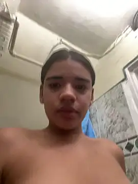 Snapshot of Miagomezx chatting on 12-21-25, 09:33 Miagomezx online show from 12-21-25, 09:33