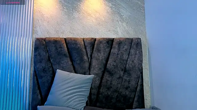 Snapshot of Miagomezx chatting on 02-11-26, 08:25 Miagomezx online show from 02-11-26, 08:25