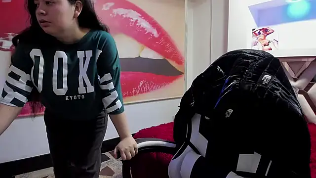 Snapshot of greiccy_20 chatting on 09-23-25, 09:07 greiccy 20 online show from 09-23-25, 09:07