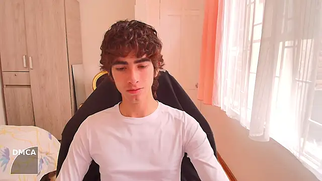 Snapshot of Nude_Boy18 chatting on 09-25-25, 03:16 Nude Boy18 online show from 09-25-25, 03:16