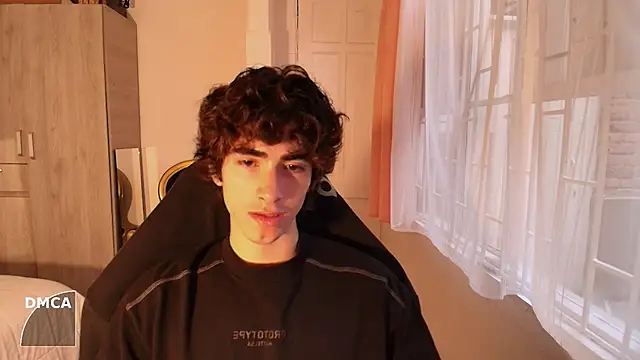 Snapshot of Nude_Boy18 chatting on 09-27-25, 10:15 Nude Boy18 online show from 09-27-25, 10:15