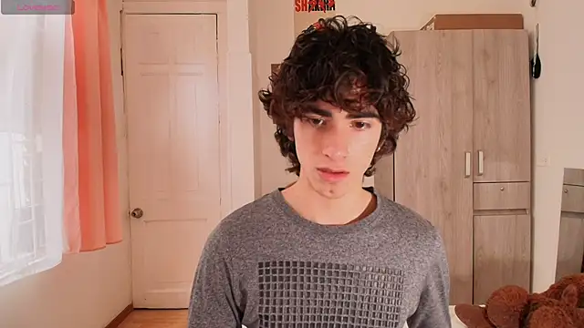 Snapshot of Nude_Boy18 chatting on 11-22-25, 09:25 Nude Boy18 online show from 11-22-25, 09:25