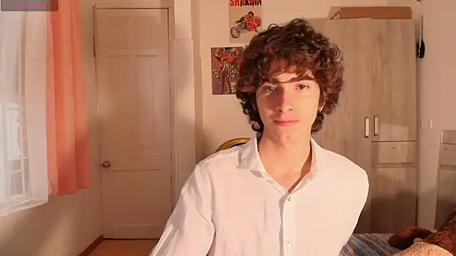 Snapshot of Nude_Boy18 chatting on 11-23-25, 09:25 Nude Boy18 online show from 11-23-25, 09:25