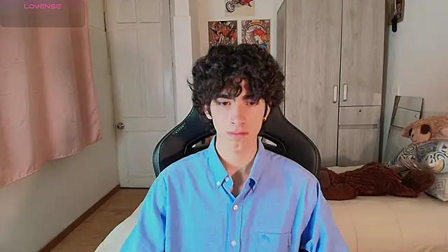 Snapshot of Nude_Boy18 chatting on 04-23-26, 11:07 Nude Boy18 online show from 04-23-26, 11:07