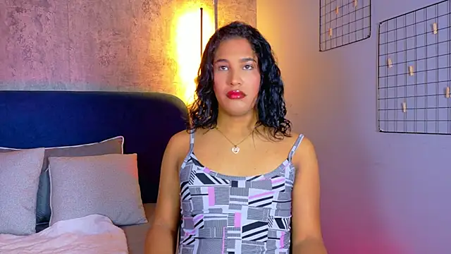 Snapshot of isabellaho1317 chatting on 10-25-25, 08:25 isabellaho1317 online show from 10-25-25, 08:25