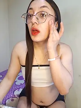 StefaniaFoxx  online show from 04-13-26, 06:41