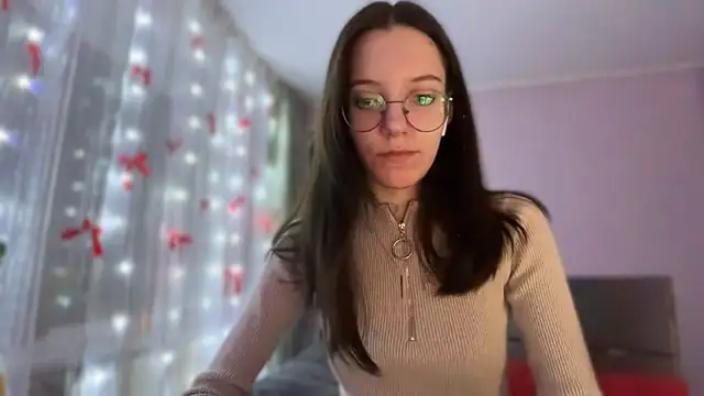 Snapshot of Vietero chatting on 03-25-26, 12:05 Vietero online show from 03-25-26, 12:05