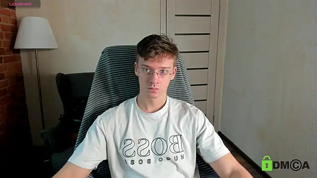 Harm Dick online show from 10-31-25, 10:38