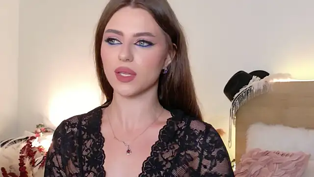 Snapshot of Sienna_Voss chatting on 01-31-26, 08:18 Sienna Voss online show from 01-31-26, 08:18