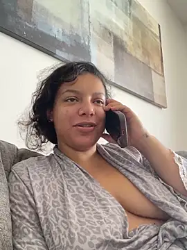 Snapshot of allybluee777 chatting on 06-20-26, 03:26 allybluee777 online show from 06-20-26, 03:26