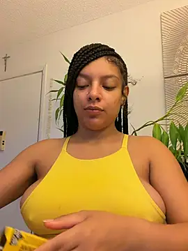Snapshot of allybluee777 chatting on 07-01-26, 12:01 allybluee777 online show from 07-01-26, 12:01