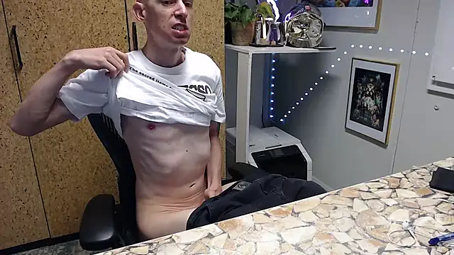 Snapshot of sakiramissy chatting on 03-09-26, 08:18 sakiramissy online show from 03-09-26, 08:18