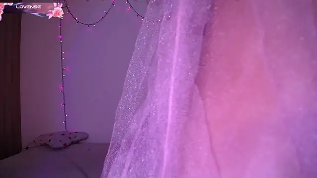 dark  nymph online show from 02-15-26, 09:22