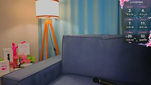 Lolisin online show from 05-13-26, 04:37
