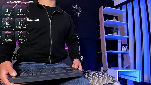 Axel grey  online show from 12-20-25, 12:23