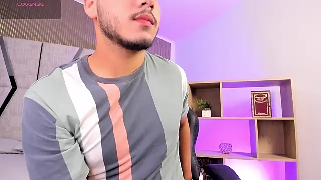 Axel grey  online show from 02-16-26, 12:45