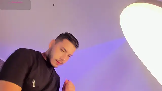 Snapshot of Axel_grey_ chatting on 07-17-26, 12:45 Axel grey online show from 07-17-26, 12:45
