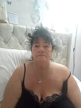 Snapshot of Angeldelightt chatting on 09-20-25, 06:58 Angeldelightt online show from 09-20-25, 06:58