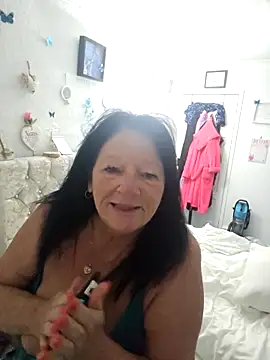 Snapshot of Angeldelightt chatting on 10-08-25, 06:44 Angeldelightt online show from 10-08-25, 06:44